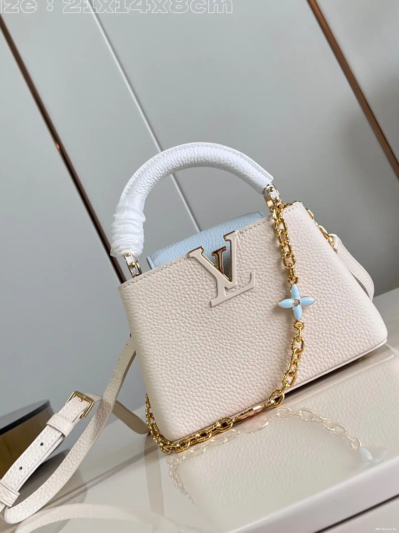 LOUIS VUITTON CAPUCINES MINI-21*14*8CM 0608